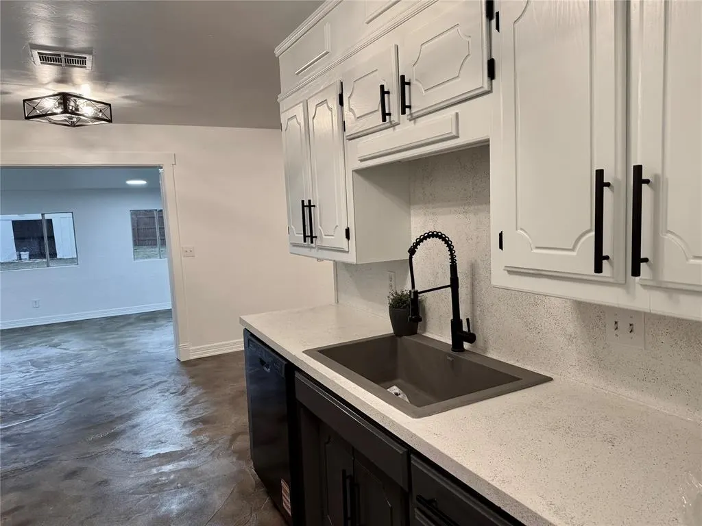 Photo 11 — 503 S Prouty Ave, Watonga, OK 73772