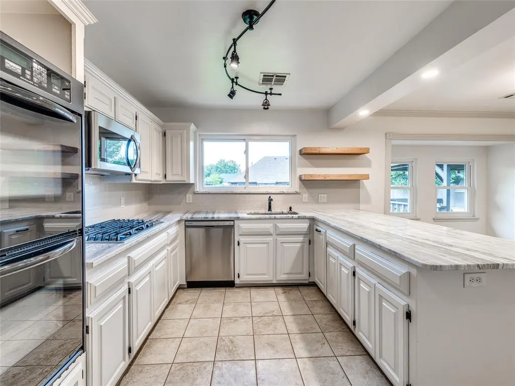 Photo 18 — 14028 Osage Drive, Edmond, OK 73013