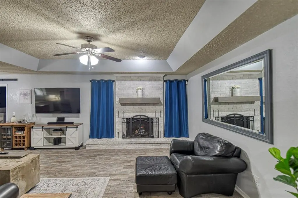 Photo 7 — 1308 SE 3rd Street, Moore, OK 73160