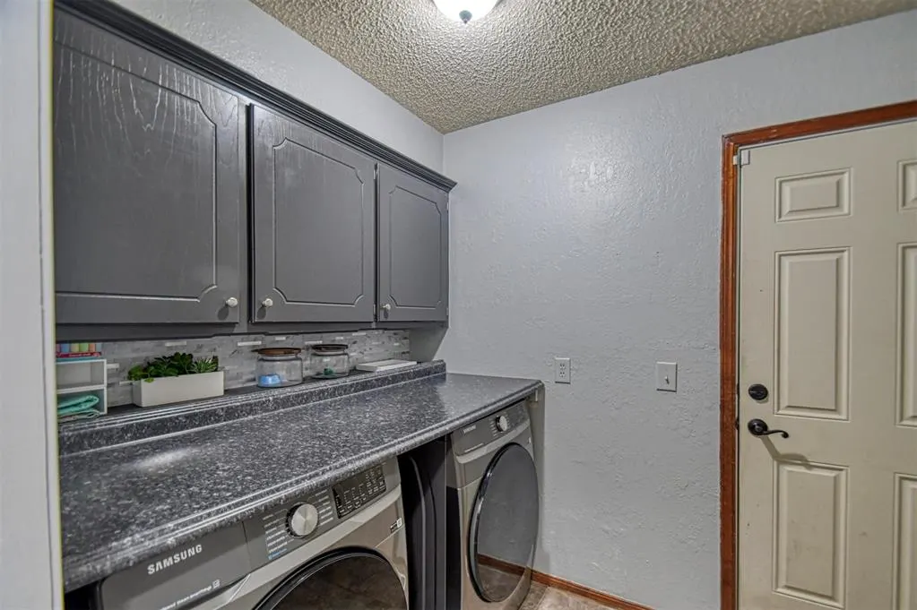 Photo 26 — 1308 SE 3rd Street, Moore, OK 73160