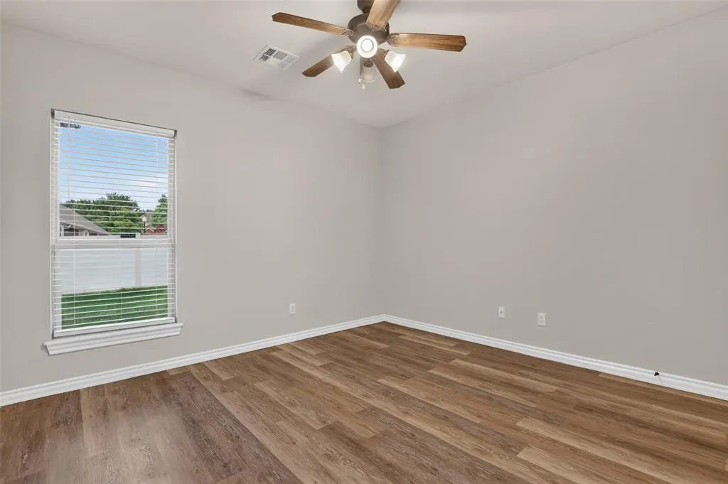 Photo 21 — 16700 Moorgate Lane, Edmond, OK 73012