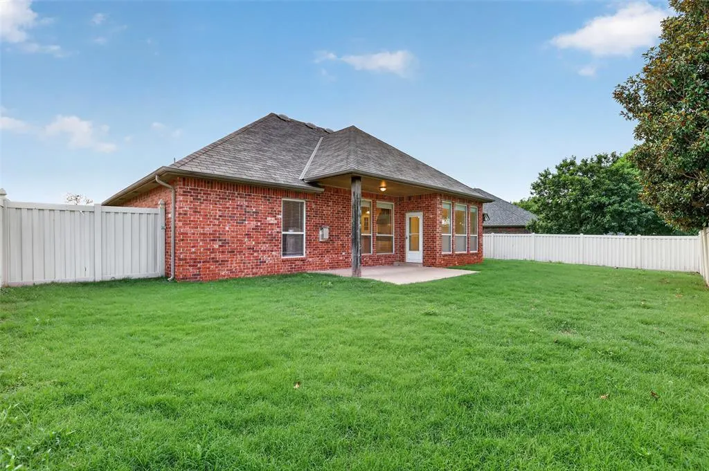 Photo 29 — 16700 Moorgate Lane, Edmond, OK 73012