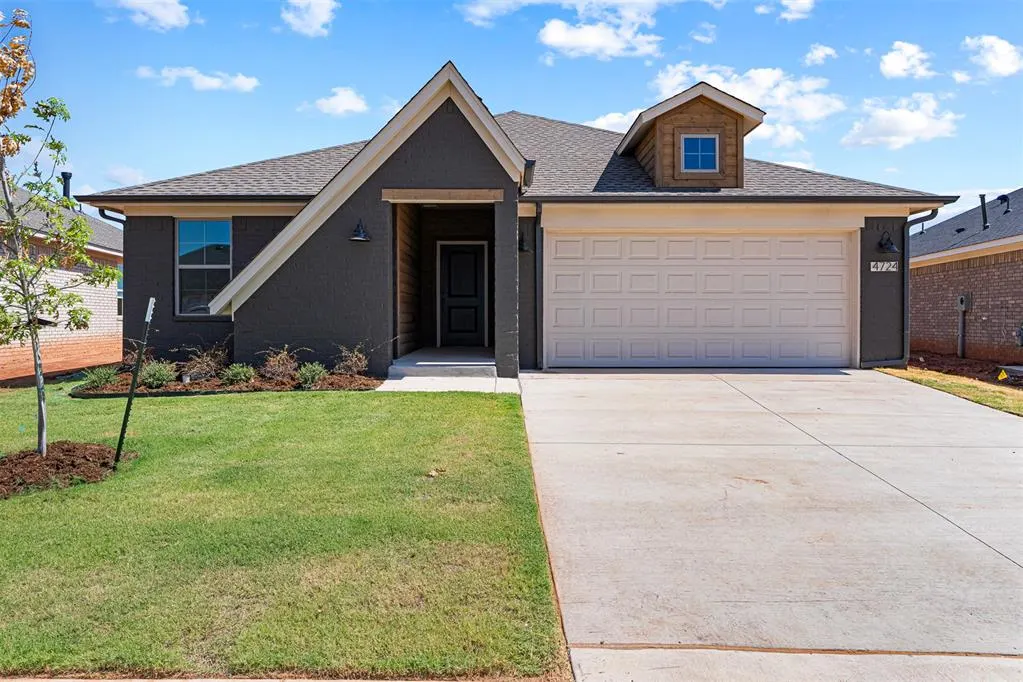 Front exterior — 4724 Elkmont Lane, Edmond, OK 73003