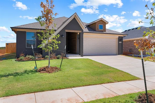 Photo 2 — 4724 Elkmont Lane, Edmond, OK 73003