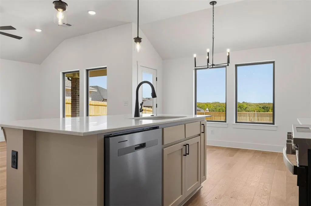 Photo 10 — 4724 Elkmont Lane, Edmond, OK 73003