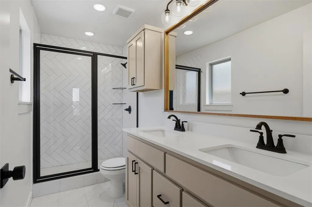 Photo 21 — 4724 Elkmont Lane, Edmond, OK 73003