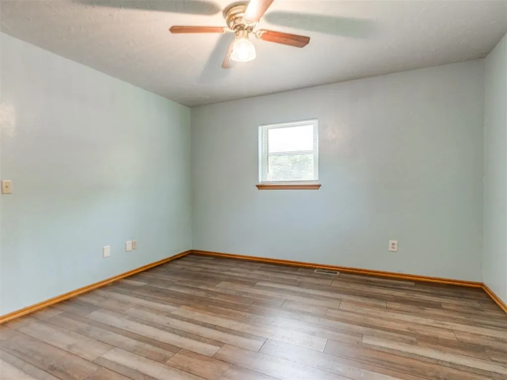 Photo 15 — 217 NW 5th Street, Lexington, OK 73051