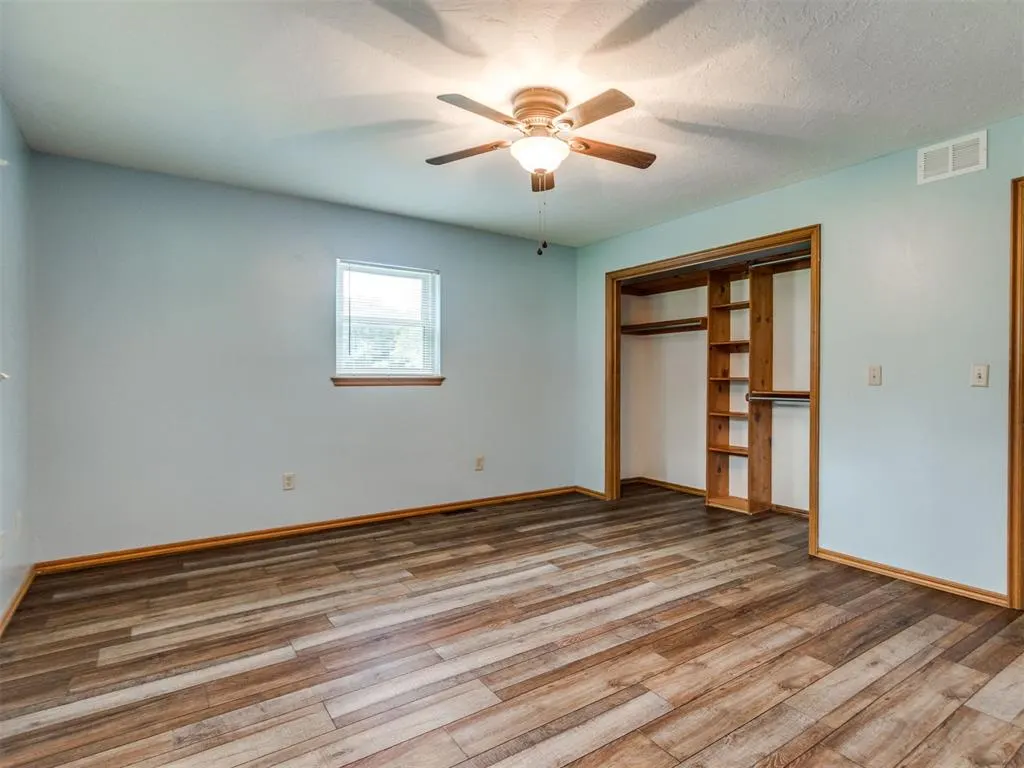 Photo 18 — 217 NW 5th Street, Lexington, OK 73051