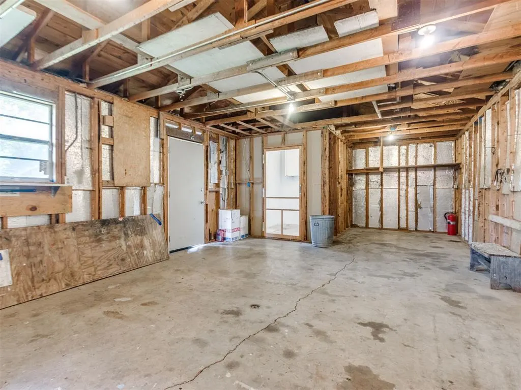 Photo 29 — 217 NW 5th Street, Lexington, OK 73051