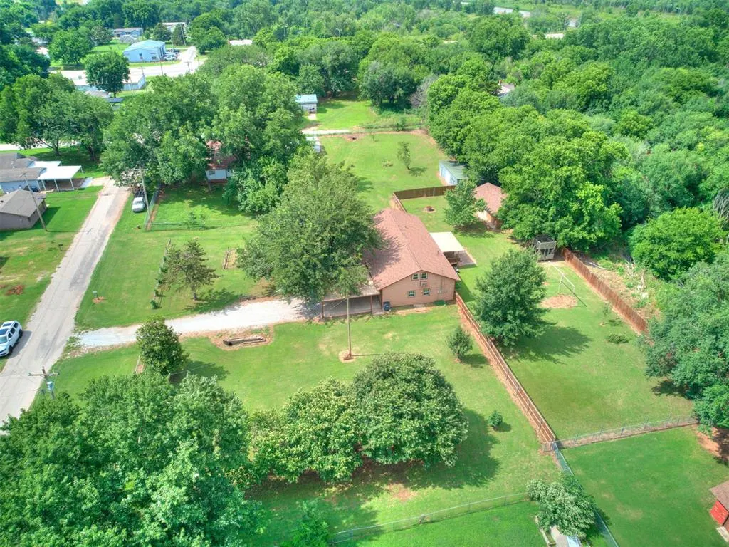 Photo 36 — 217 NW 5th Street, Lexington, OK 73051