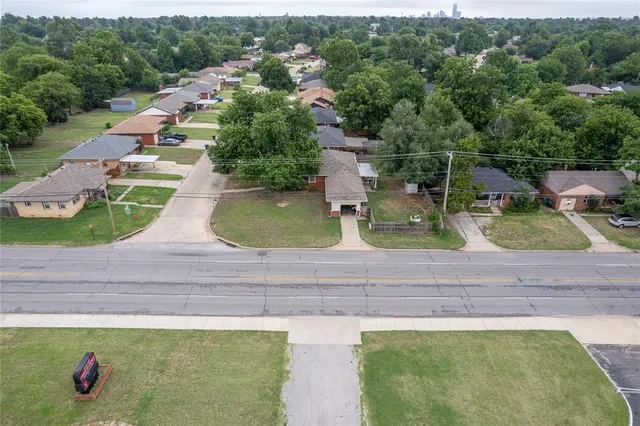 Photo 4 — 4430 NW 17th Street, Oklahoma City, OK 73107