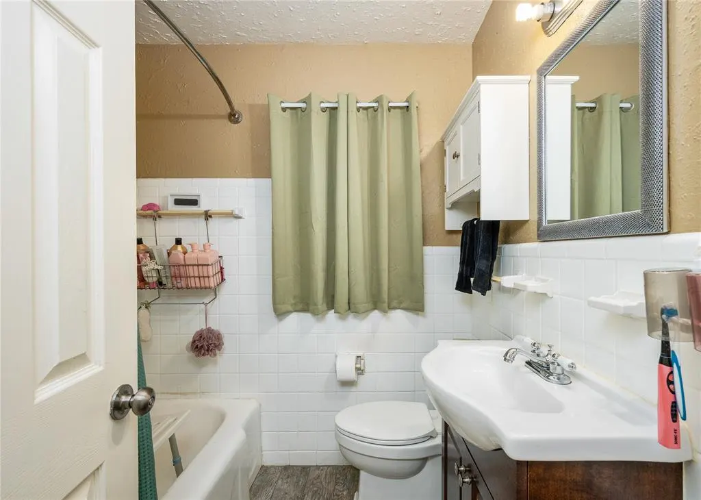 Photo 10 — 4430 NW 17th Street, Oklahoma City, OK 73107