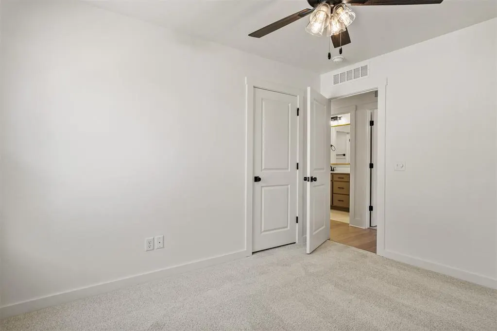 Photo 19 — 8717 Spruce Street, Edmond, OK 73003