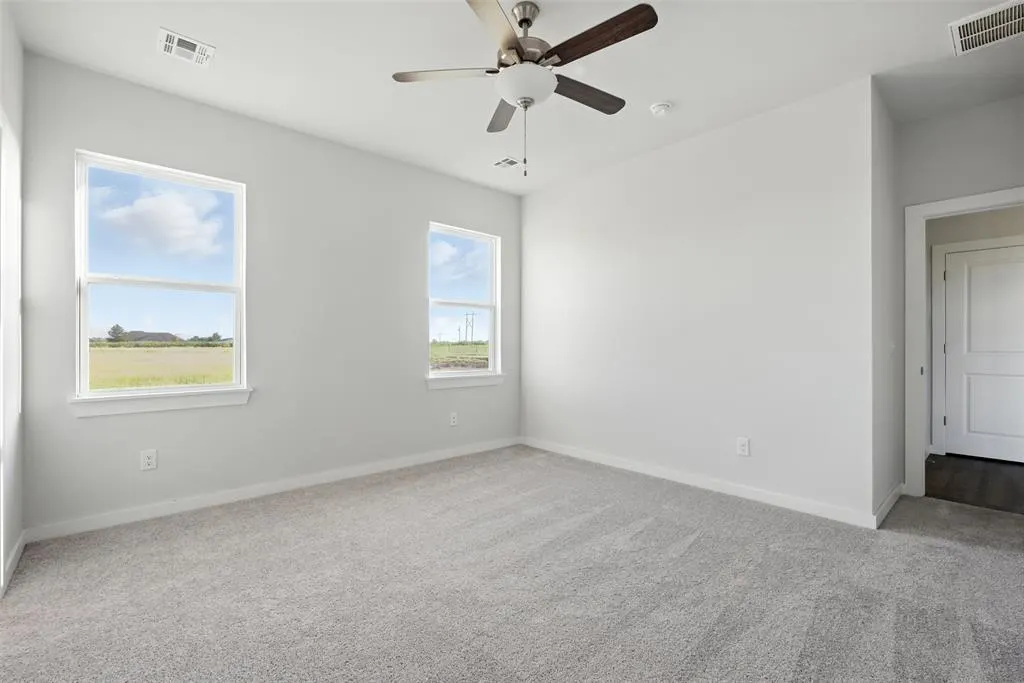 Photo 14 — 1010 Prairie Drive, Tuttle, OK 73089