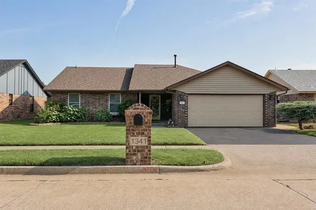 Front exterior — 1341 Oswego Drive, Yukon, OK 73099