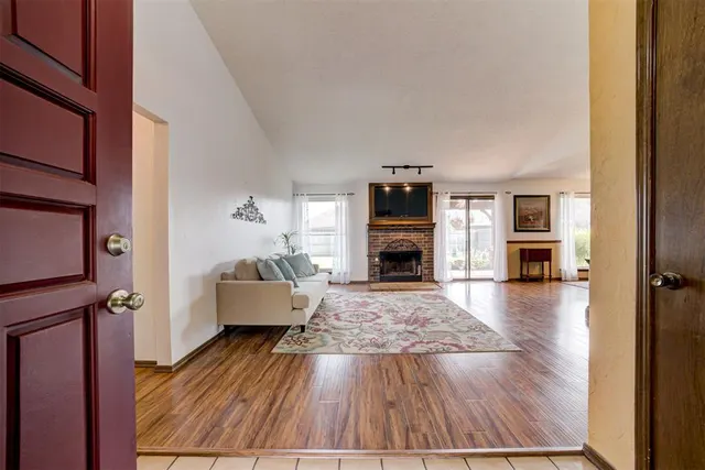 Photo 5 — 1341 Oswego Drive, Yukon, OK 73099