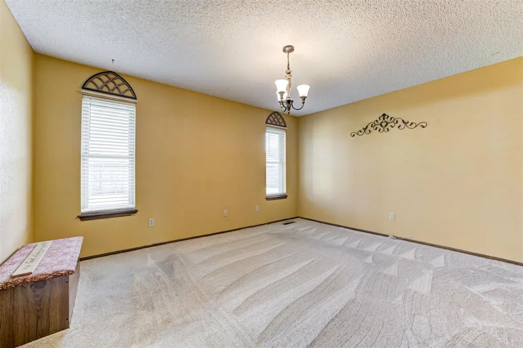 Photo 14 — 1341 Oswego Drive, Yukon, OK 73099