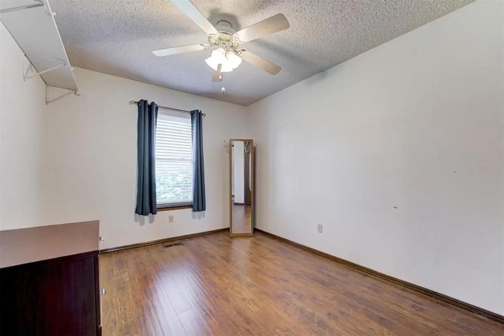 Photo 18 — 1341 Oswego Drive, Yukon, OK 73099