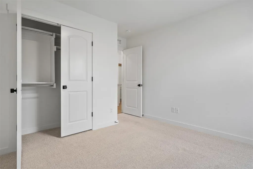 Photo 17 — 8725 Spruce Street, Edmond, OK 73003