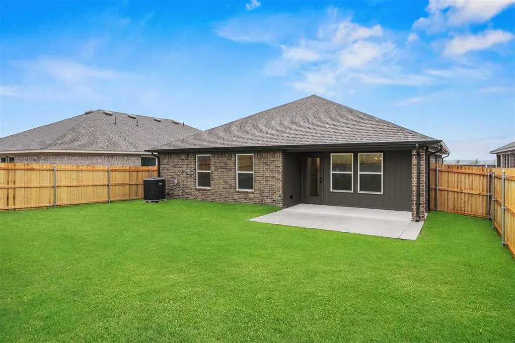 Photo 32 — 8725 Spruce Street, Edmond, OK 73003