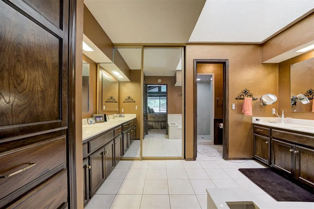 Photo 28 — 13501 Fox Hollow Ridge, Oklahoma City, OK 73131