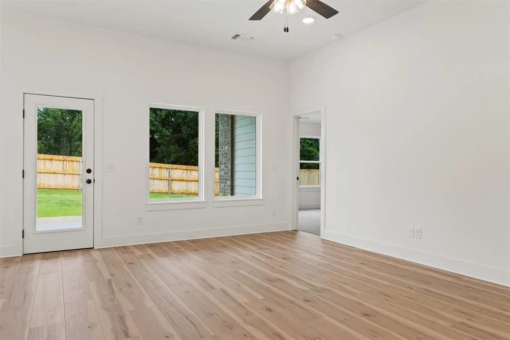 Photo 9 — 8801 Spruce Street, Edmond, OK 73003