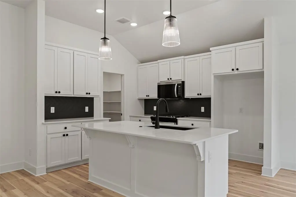 Photo 10 — 8801 Spruce Street, Edmond, OK 73003