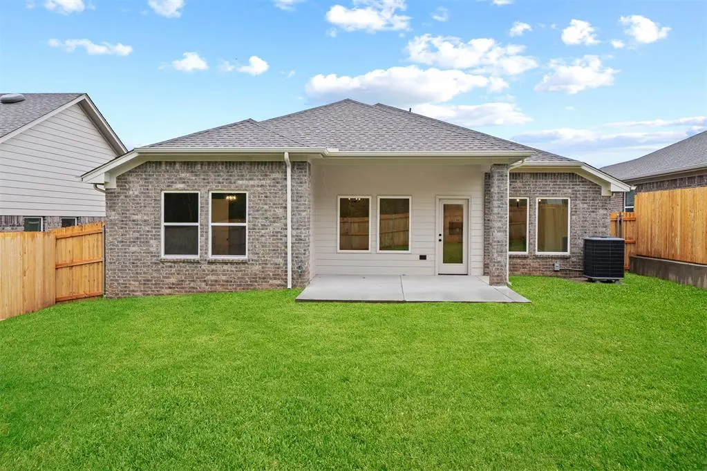 Photo 32 — 8801 Spruce Street, Edmond, OK 73003