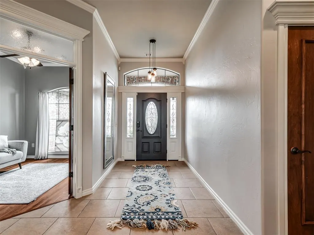 Photo 6 — 718 Silver Chase Drive, Choctaw, OK 73020