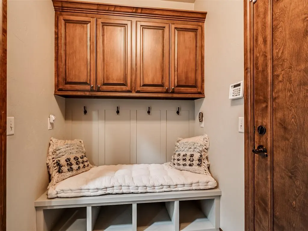 Photo 33 — 718 Silver Chase Drive, Choctaw, OK 73020