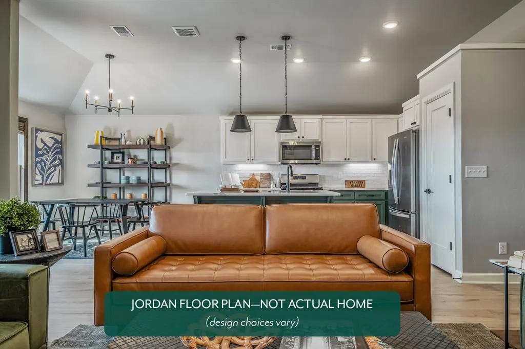 Photo 9 — 8816 Spruce Street, Edmond, OK 73003
