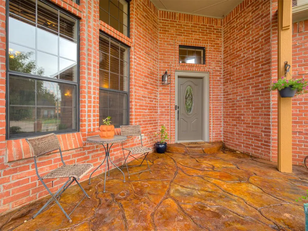 Photo 5 — 908 N Justin Drive, Yukon, OK 73099