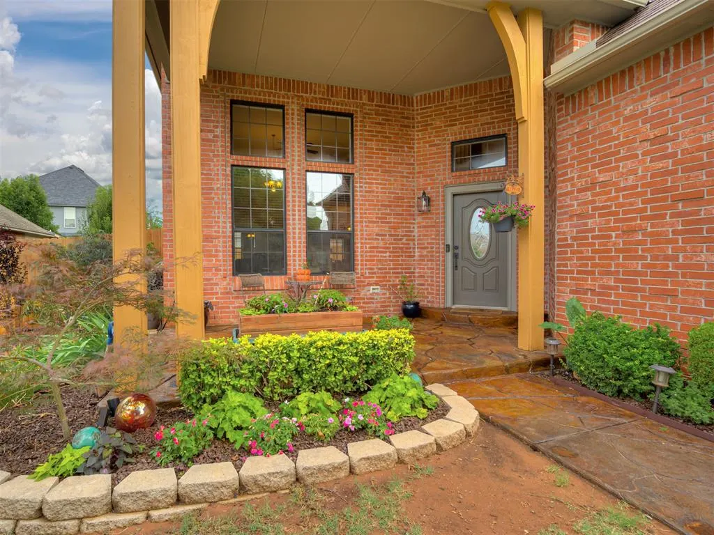 Photo 6 — 908 N Justin Drive, Yukon, OK 73099