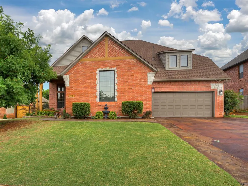 Photo 7 — 908 N Justin Drive, Yukon, OK 73099