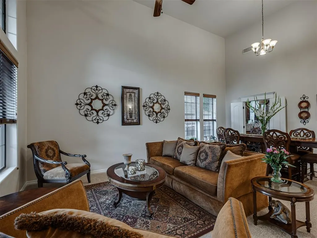 Photo 10 — 908 N Justin Drive, Yukon, OK 73099