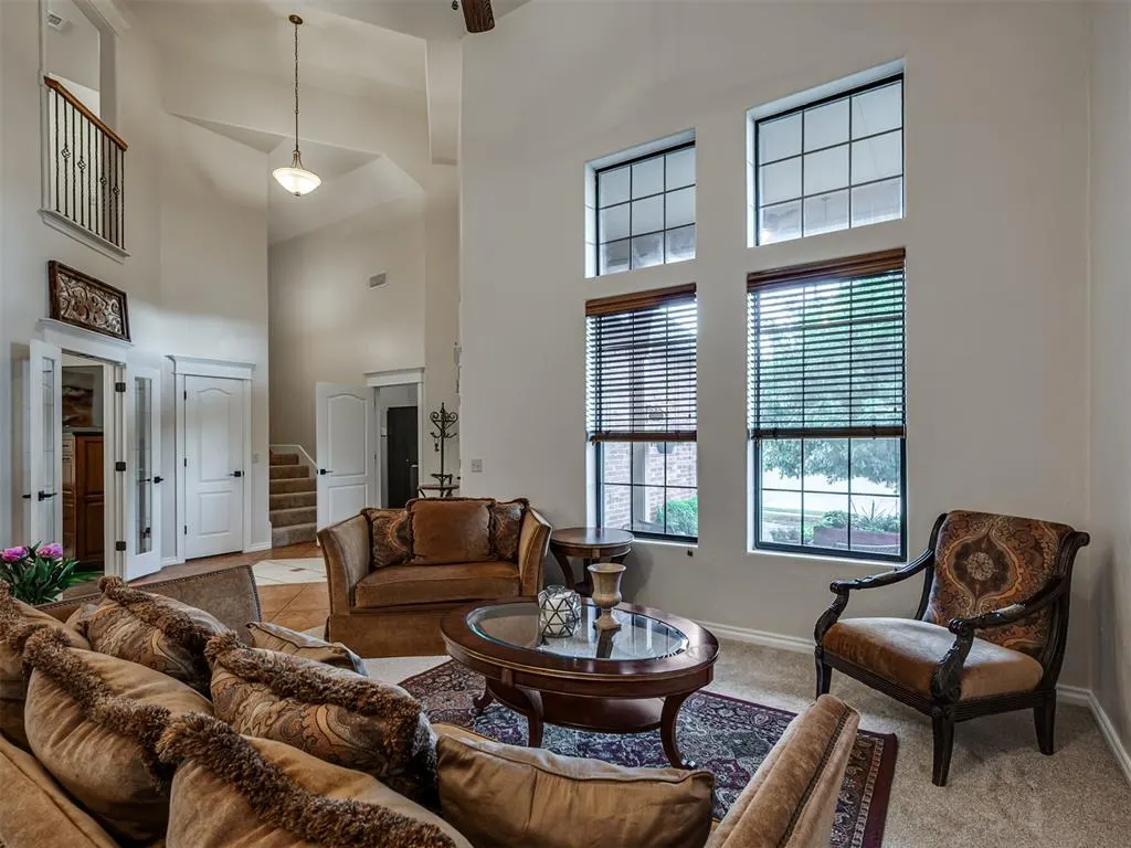 Photo 9 — 908 N Justin Drive, Yukon, OK 73099