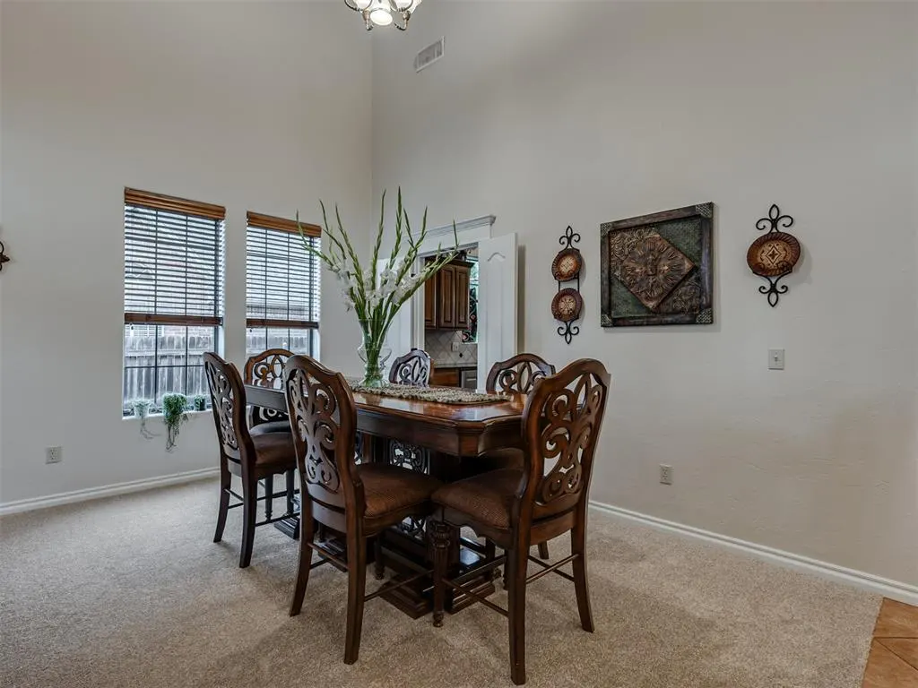 Photo 13 — 908 N Justin Drive, Yukon, OK 73099