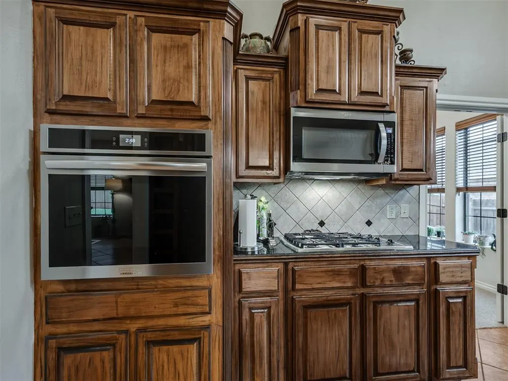 Photo 20 — 908 N Justin Drive, Yukon, OK 73099
