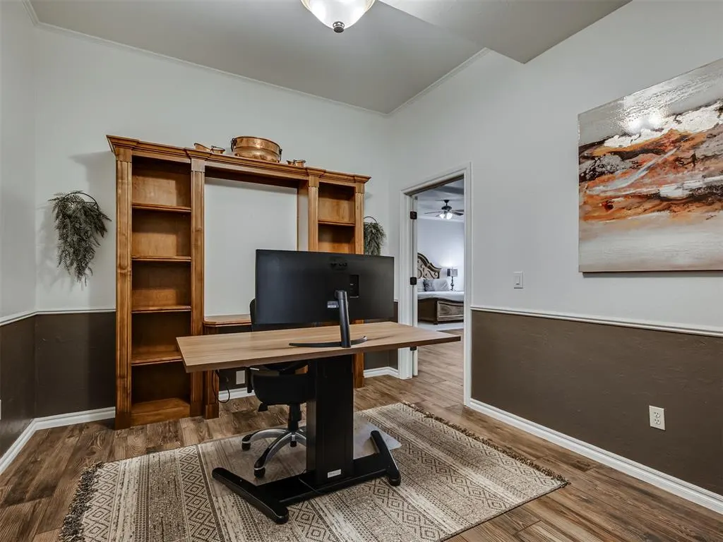 Photo 31 — 908 N Justin Drive, Yukon, OK 73099
