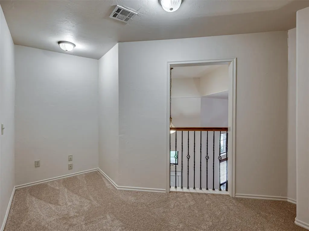 Photo 34 — 908 N Justin Drive, Yukon, OK 73099