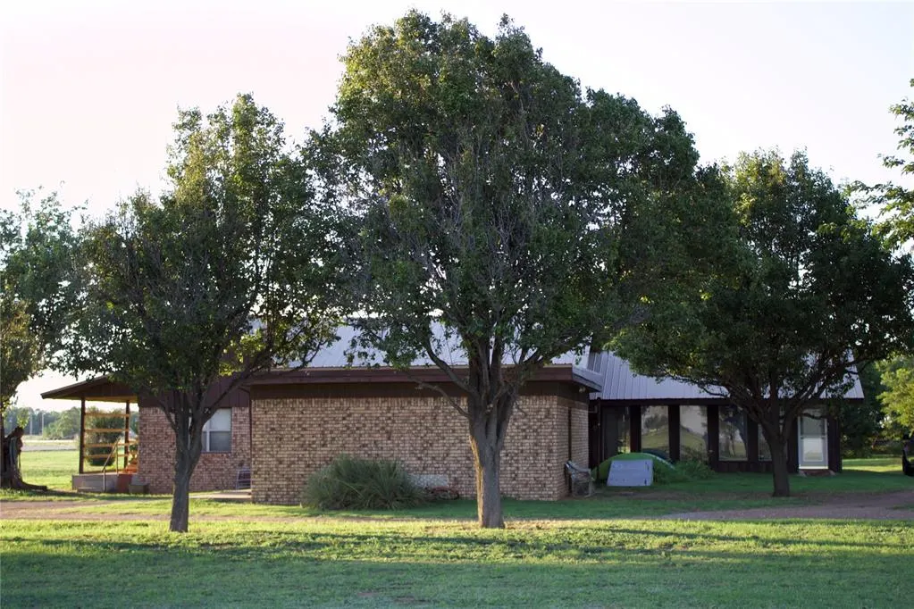 Photo 12 — 17416 N State Highway 5 Highway, Tipton, OK 73570
