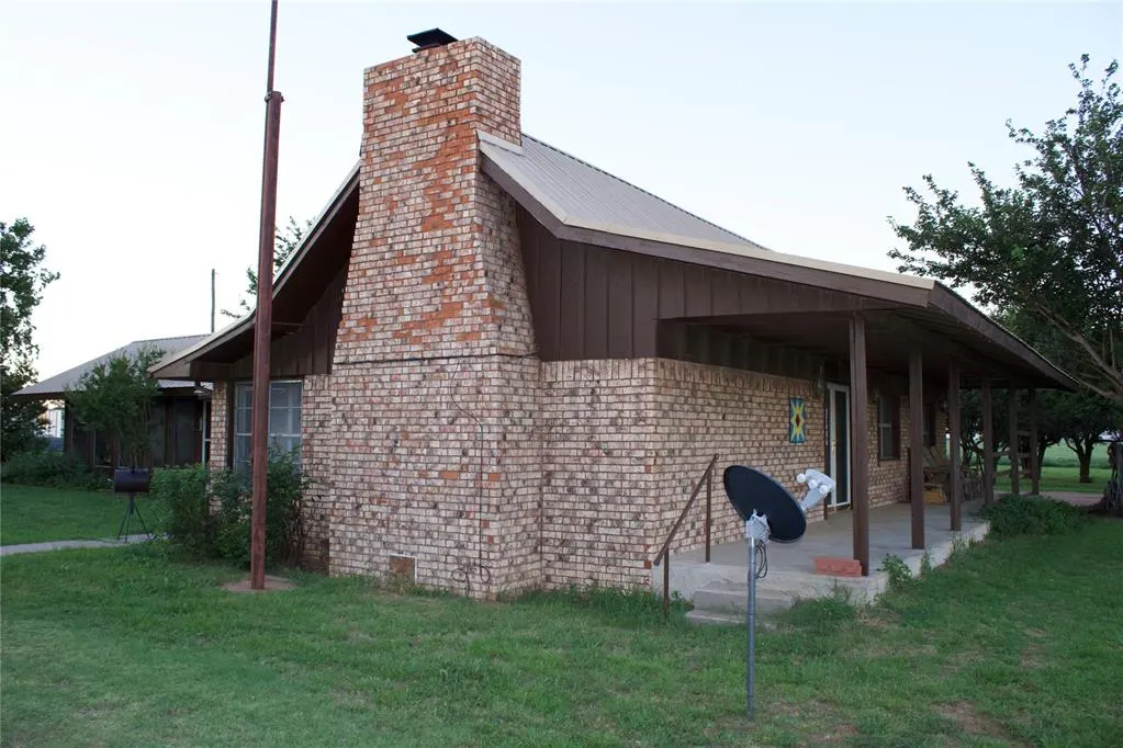 Photo 17 — 17416 N State Highway 5 Highway, Tipton, OK 73570