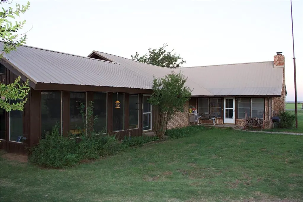 Photo 19 — 17416 N State Highway 5 Highway, Tipton, OK 73570