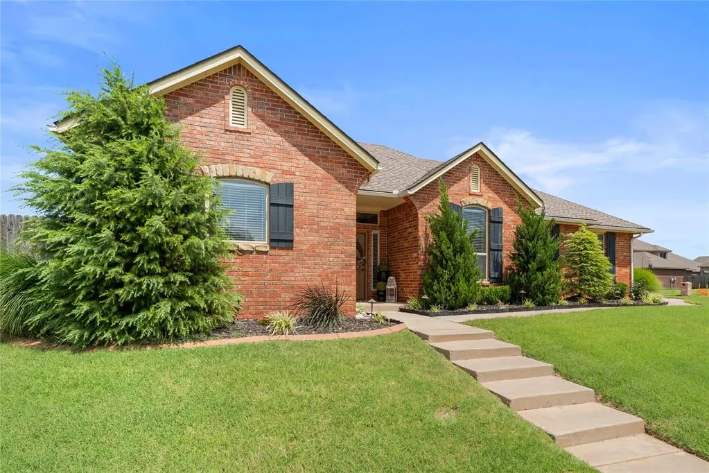 Photo 5 — 505 Swingman Road, Yukon, OK 73099