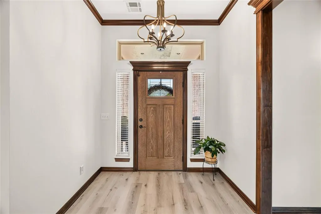 Photo 8 — 505 Swingman Road, Yukon, OK 73099