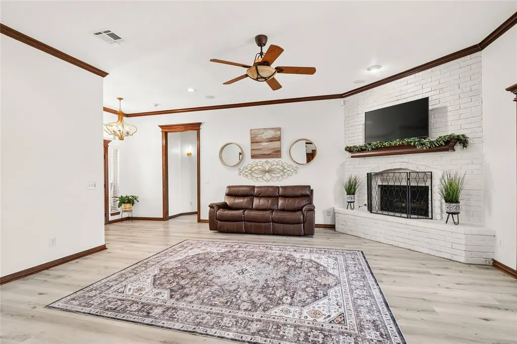 Photo 10 — 505 Swingman Road, Yukon, OK 73099