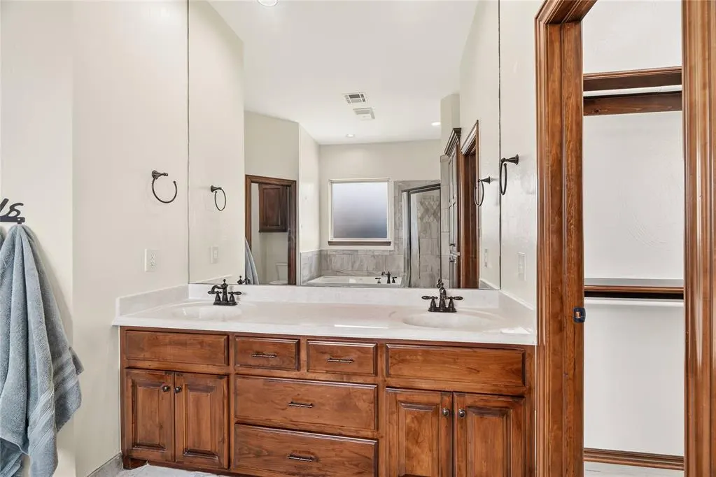 Photo 22 — 505 Swingman Road, Yukon, OK 73099