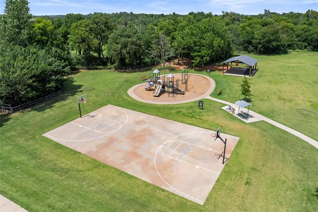 Photo 41 — 505 Swingman Road, Yukon, OK 73099