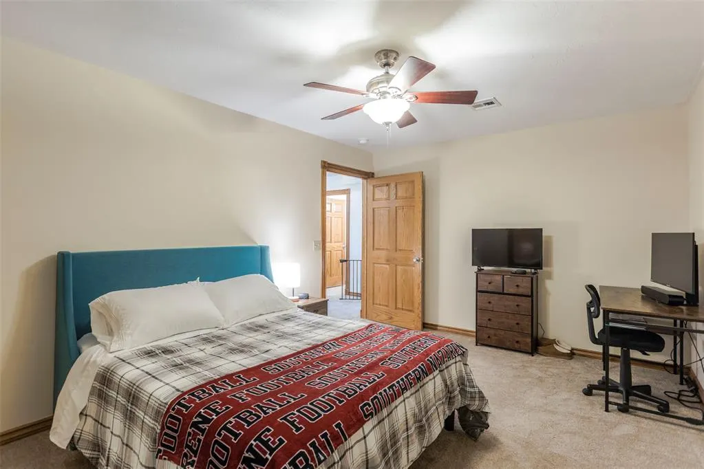 Photo 25 — 1400 E Eagle Nest Terrace, Mustang, OK 73064