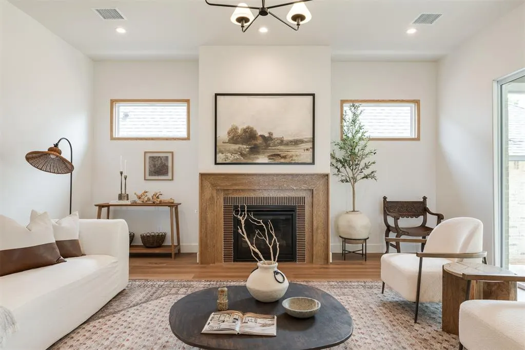 Front exterior — 3424 Sardinia Way, Edmond, OK 73034